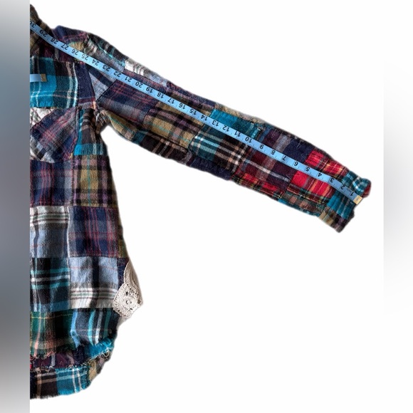 We The Free Lost In Plaid Patchwork Medium Great used condition button up top - Picture 8 of 14